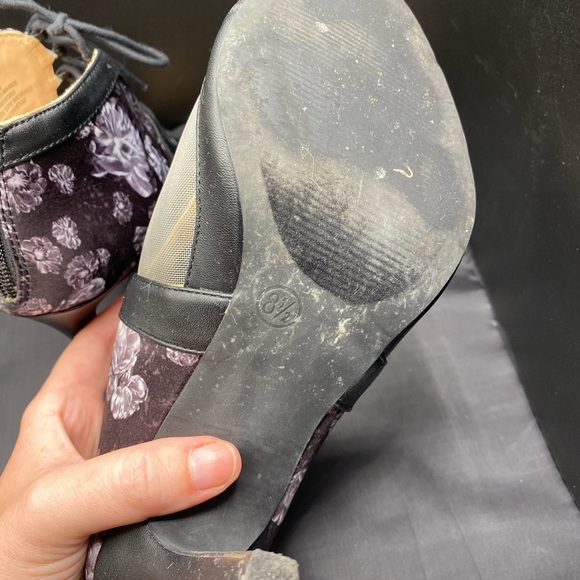 Prabal Gurung by Target Strappy heels - Picture 3 of 3